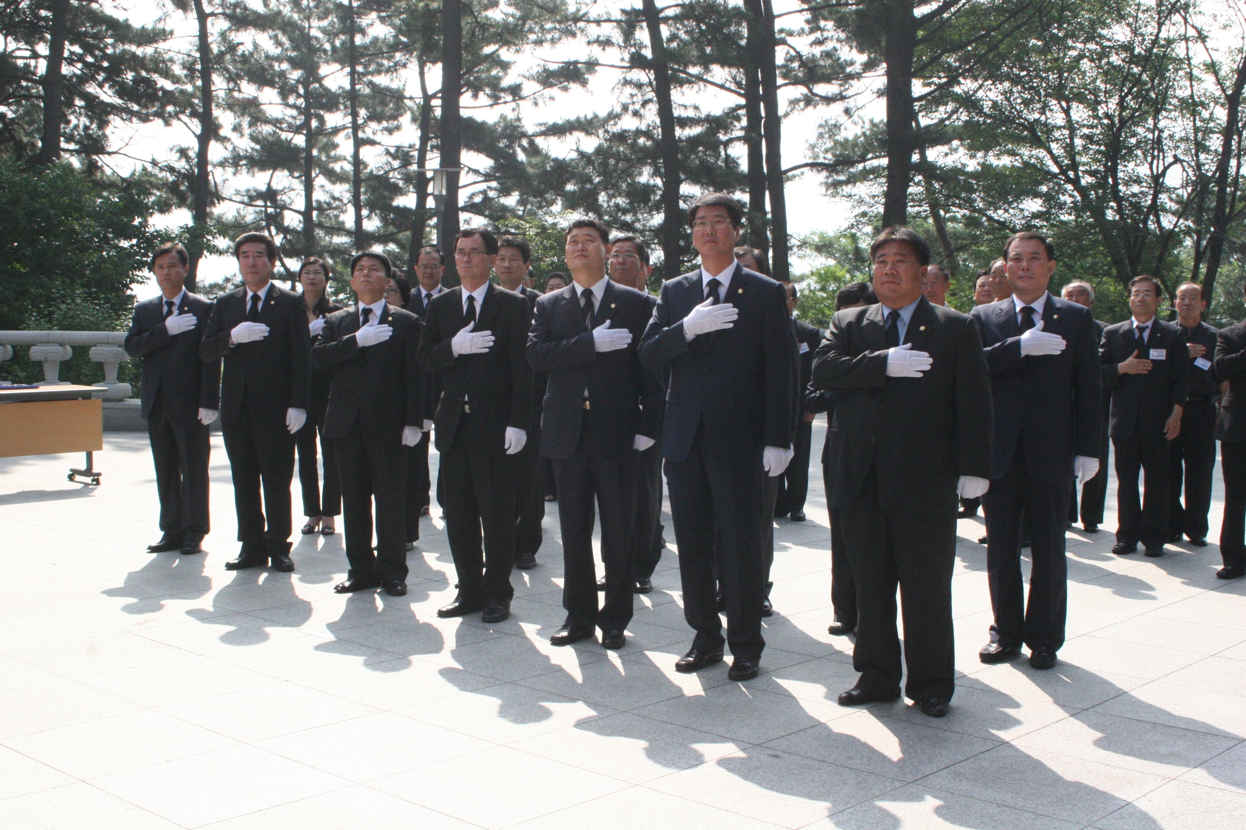 제5대 양산시의회 의원 충혼탑 참배 대표이미지
