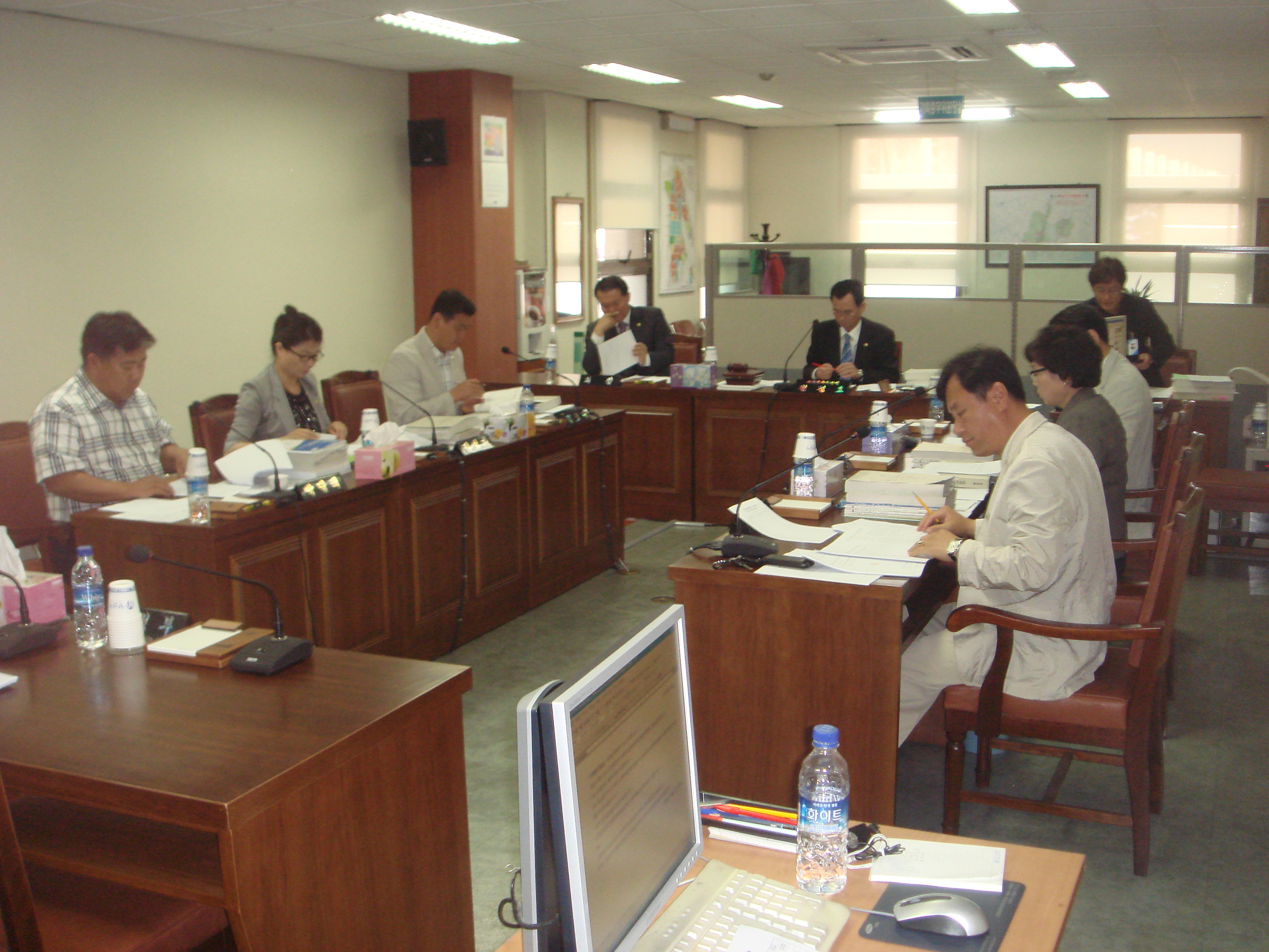 기획총무위원회 회의 이미지(1)