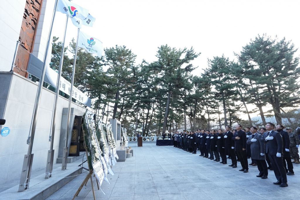 2026년 병오년 새해 현충탑 참배 이미지(1)