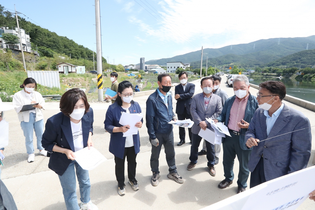 제181회 양산시의회 1차정례회 도시건설위원회 현장활동 이미지(2)