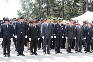 제57회 현충일 기념식 내용보기 제57회 현충일 기념식 대표이미지