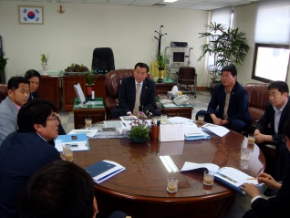 부산대학교 부지내 도로민원 관련 물금읍 발전혐의회 면담 대표이미지